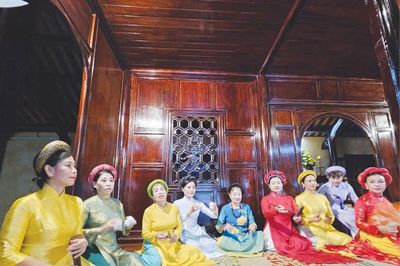 Thu hút, trọng dụng hiền tài