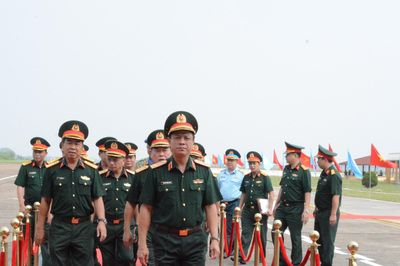 Tổng duyệt Lễ xuất quân Bệnh viện dã chiến cấp 2 số 8 và Đội Công binh số 5
