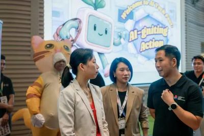 Singapore đào tạo 150.000 công chức làm việc cùng AI: Việt Nam cần chuẩn bị gì?