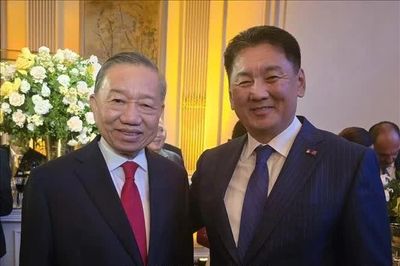 Tổng Bí thư, Chủ tịch nước Tô Lâm gặp Tổng thống Mông Cổ Ukhnaagiin Khürelsükh