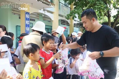 Trung thu ở những thôn xa