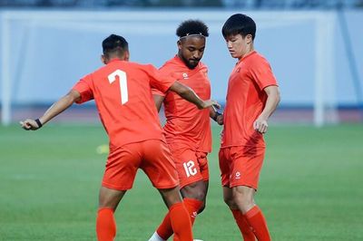 ĐT Việt Nam đón tin vui từ Hoàng Đức, 'cán bộ' Đình Bắc cười tít mắt