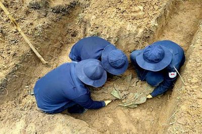 Đội K93 tìm thấy 8 bộ hài cốt tại khu vực hồ Ô Thum