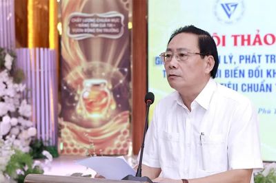 Giải pháp quản lý, phát triển đàn ong theo hướng an toàn sinh học