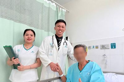 Cứu sống bệnh nhân 76 tuổi ngưng tim nguy hiểm tính mạng, nhờ quy trình Code Stemi