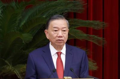 Bế mạc Hội nghị lần thứ tư Ban Chấp hành Trung ương Đảng khóa XIV