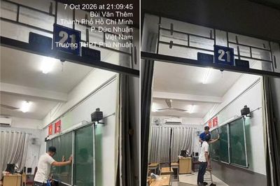 Vụ lớp 12 thiếu bảng, giáo viên phải viết lên tường: Lắp bảng mới trong đêm