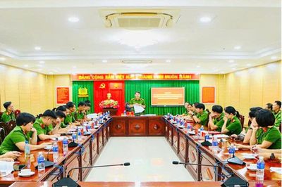 Trường Cao đẳng CSND II tọa đàm góp ý cho các dự án luật do Bộ Công an chủ trì soạn thảo