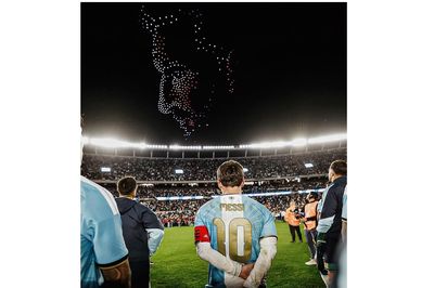 Người hâm mộ luôn đồng hành cùng Lionel Messi