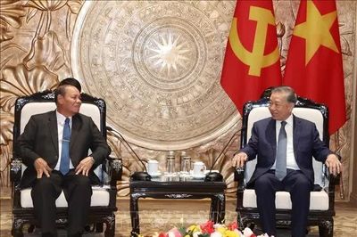 Tổng Bí thư, Chủ tịch nước Tô Lâm tiếp Thường trực Ban Bí thư Lào