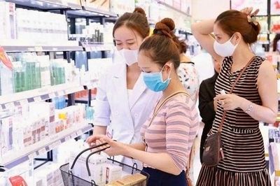 Phụ nữ - người giữ tay hòm chìa khóa - tệp khách hàng chiến lược của thị trường