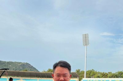 Sếp Kanchanaburi khẳng định không sa thải HLV Park Hang-seo