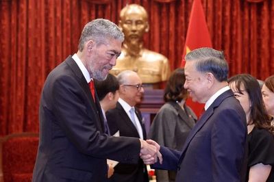 Tổng Bí thư, Chủ tịch nước Tô Lâm tiếp Tổng Bí thư Đảng Phong trào Cánh tả Thống nhất Dominica