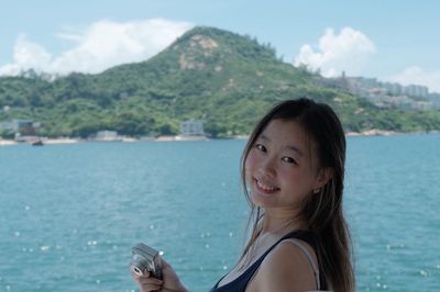 Cô gái cùng 7 người bạn mua nhà hoang ở Nhật Bản