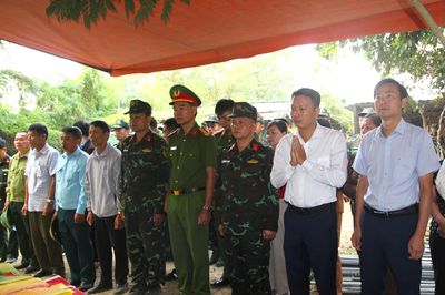 Quy tập 9 hài cốt liệt sĩ tại phường Điện Biên Phủ và xã Thanh Nưa