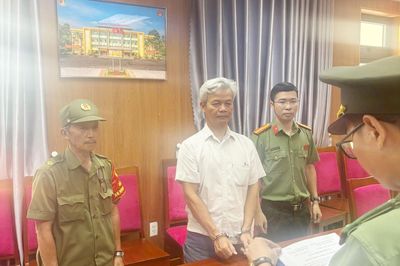 Lập trung tâm Anh ngữ tổ chức đào tạo chui, thổi phồng thương hiệu để chiêu sinh