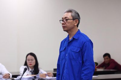 Vì sao phải hoãn phiên tòa xét xử cựu Phó Chủ tịch UBND tỉnh Thanh Hóa bảo kê cát tặc?