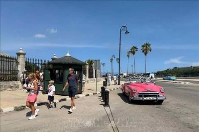 Ngành du lịch Cuba tiếp tục đối mặt với khó khăn