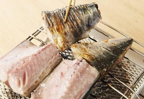 Ngoài ra thịt sẽ được thay thế hoàn toàn bằng cá.
