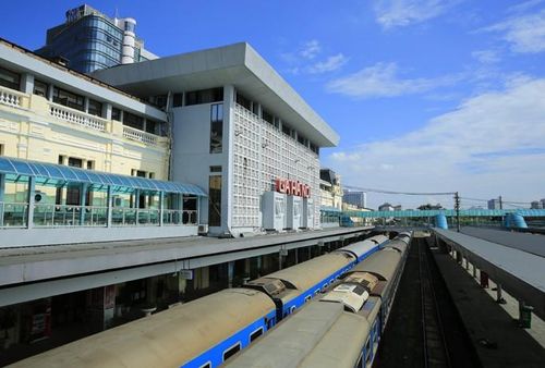 Khu vực Ga Hà Nội nhìn từ trên cao. Ảnh: Hồng Vĩnh.