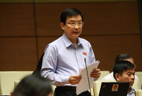 ĐBQH Phạm Trọng Nhân thảo luận tại Quốc hội. Ảnh: Như Ý.