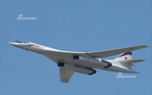 Quyết định khôi phục sản xuất oanh tạc cơ Tu-160 được Tổng thống Nga Vladimir Putin thông qua tháng 5/2015 theo đề nghị của Bộ Quốc phòng.