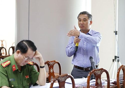 Phó trưởng ban Nội chính Tỉnh ủy, Tổ đại biển HĐND Biên Hòa 2 đại biểu Lê Ngọc Minh nêu ý kiến.