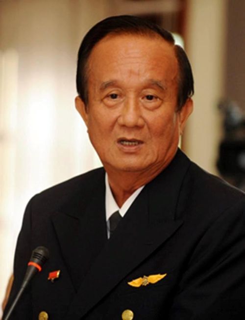 Phi công Nguyễn Thành Trung. Ảnh: Báo Nhân Dân.