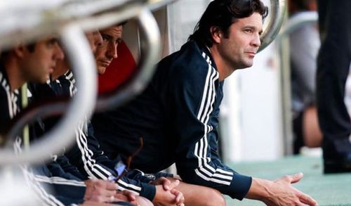 Solari ngồi vào ghế nóng ở Real Madrid.