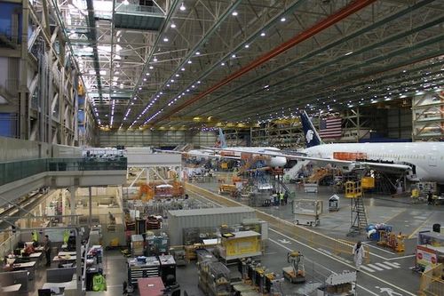 Mặc dù chiếc Boeing 747 và 676 vẫn được sản xuất, hầu hết công suất của nhà máy hiện nay được dòng cho khu vực phát triển Boeing 777 và 787.