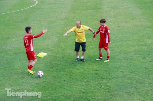 Thầy Park muốn 3 cái tên này tiếp tục hoàn thiện khả năng chuyền bóng, di chuyển để sẵn sàng cho những trận chiến khốc liệt tại Asian Cup 2019