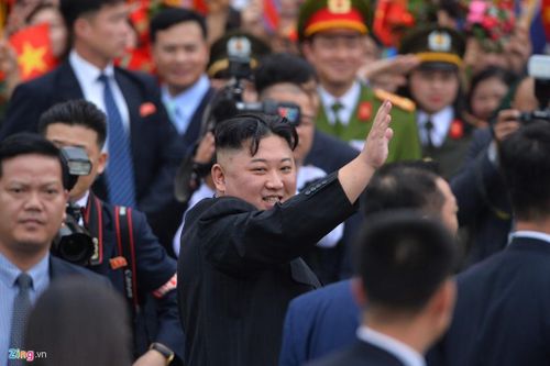 Ông Kim vừa có chuyến công du 5 ngày tại Việt Nam, bao gồm 2 ngày thăm hữu nghị chính thức và 2 ngày dự hội nghị thượng đỉnh Mỹ - Triều.