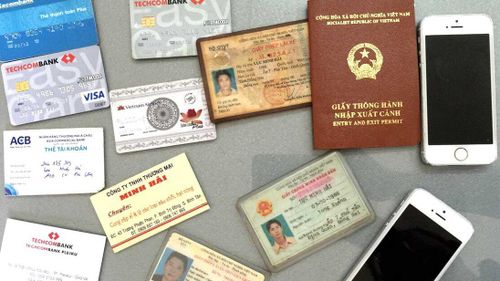 Tang vật trong một vụ án giả danh cơ quan công an để lừa đảo