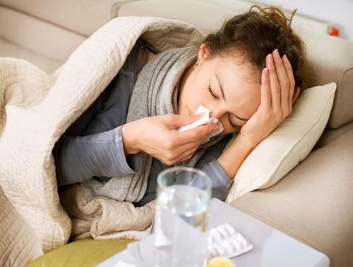  Cúm: Bệnh cúm là một bệnh truyền nhiễm cấp tính đường hô hấp do virus influenza gây nên. Tuy trong đa số trường hợp, bệnh chỉ khu trú ở đường hô hấp trên với tiến triển lành tính, nhưng có thể gây tử vong khi có biến chứng. Chúng thường gây nên những vụ dịch, thậm chí đại dịch 