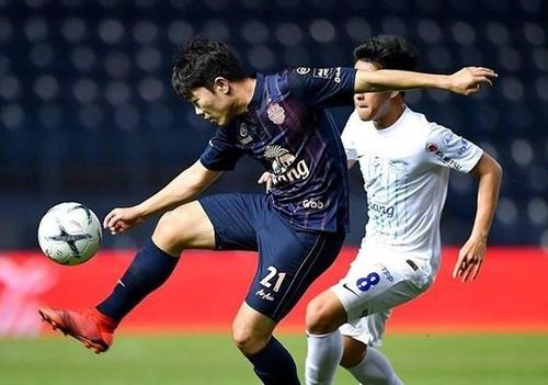 Xuân Trường đang dần khẳng định ở Thai-League
