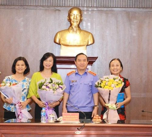  Lãnh đạo VKSND tối cao chụp ảnh lưu niệm
