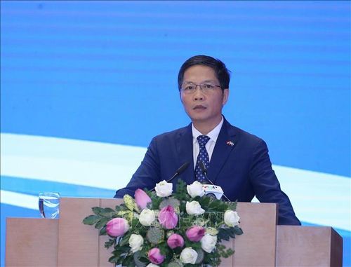 Bộ trưởng Bộ Công Thương Trần Tuấn Anh phát biểu.