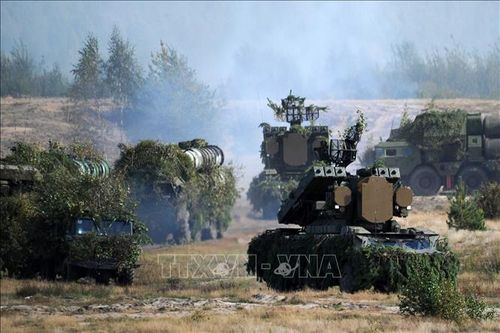 Hệ thống phòng thủ tên lửa S-300 tham gia cuộc tập trận chung Nga - Belarus. Ảnh tư liệu: AFP/TTXVN