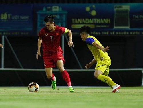  Anh là cầu thủ giàu kinh nghiệm nhất U23 Việt Nam đợt này, vì từng khoác áo ĐTQG 