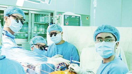 Một ca ghép gan tại Bệnh viện Đại học Y Dược TPHCM