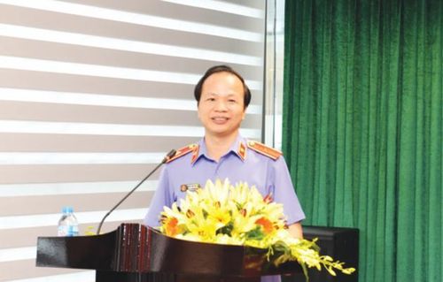 Đồng chí Nguyễn Tiến Sơn, Thủ trưởng CQĐT VKSND tối cao phát biểu tại Hội nghị sơ kết công tác 6 tháng đầu năm 2019 của đơn vị.