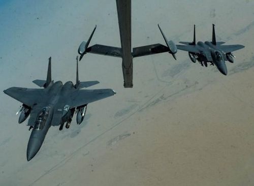  Được biết các chiến đấu cơ F-15E này được xác định thuộc Phi đoàn Viễn chinh số 336 và đã có mặt ở vùng Vịnh Ba Tư với nhiệm vụ bay tuần thám, đảm bảo an ninh vùng biển trong khu vực này. 
