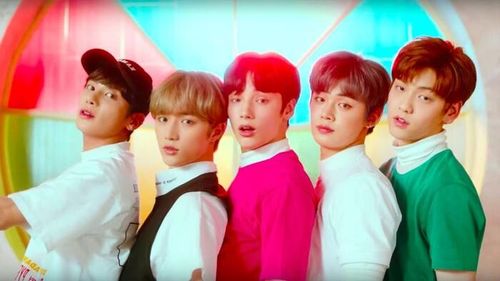 Hy vọng Soobin và Yeonjun sẽ sớm khỏe lại và có màn comeback đại thắng cùng TXT.