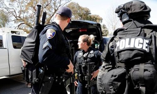 Bang California hạn chế quyền sử dụng bạo lực của cảnh sát. Ảnh: theguardian.com