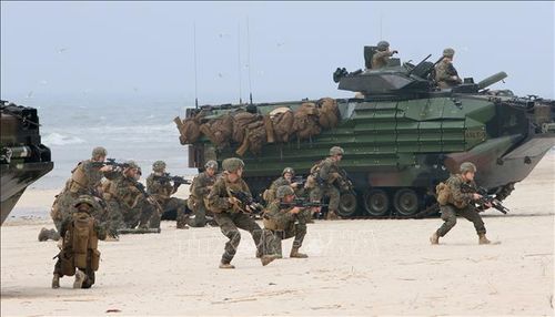 Binh sĩ tham gia cuộc tập trận BALTOPS của NATO tại Nemirseta, Litva, ngày 4/6/2018. Ảnh: AFP/TTXVN