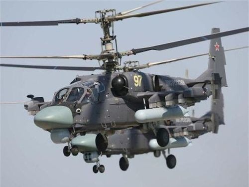 Ngoài ra Ka-52 còn bị Ai Cập phàn nàn về hiệu suất động cơ khi hoạt động trong điều kiện nhiệt độ cao ở sa mạc nóng bỏng. Điều này cũng dễ hiểu khi số trực thăng trên vốn được thiết kế để bay trong khí hậu lạnh của nước Nga.