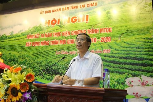 Ông Vũ Văn Hoàn - Phó bí thư Thường trực Tỉnh ủy, Chủ tịch HĐND tỉnh Lai Châu phát biểu tại hội nghị