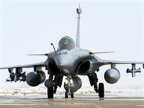  Một trong những điểm độc đáo tạo nên sức mạnh cho Rafale là hệ thống chiến tranh điện tử tích hợp có tên SPECTRA. 