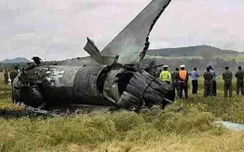 Chiến đấu cơ Su-27 bị cháy rụi