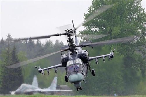 Vitebsk không chỉ đánh giá phát xạ của radar đối phương, mà đồng thời chế áp tín hiệu trong dải tần rộng hơn. Ngoài TsSAP, tổ hợp còn gồm hệ thống bảo vệ chống tên lửa lắp đầu tự dẫn tìm nhiệt (TGSN). Hệ thống này dùng đèn pha laser làm mù tên lửa địch.